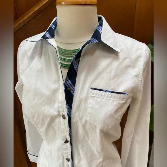 Brooks Brothers Red Fleece Button Up Shirt with Tie Ribbon Accents - Picture 1 of 7